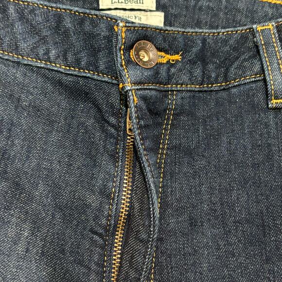 L. L. Bean Classic Fit Dark Wash Flannel Lined Jeans - size 14 M/T - Picture 4 of 7
